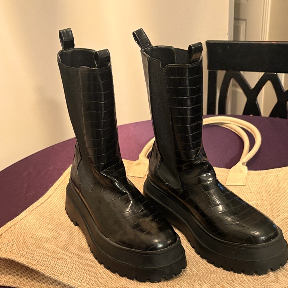 Public Desire Black Croc-Embossed Platform Combat Boots